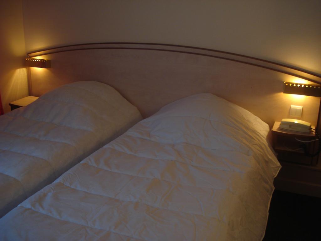 Le Terminus Hotel Tarascon Kültér fotó