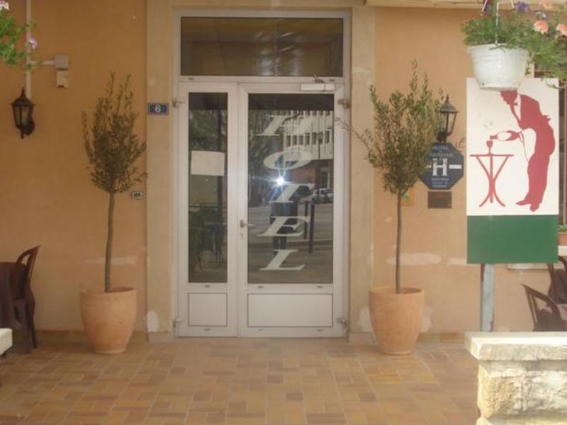 Le Terminus Hotel Tarascon Kültér fotó