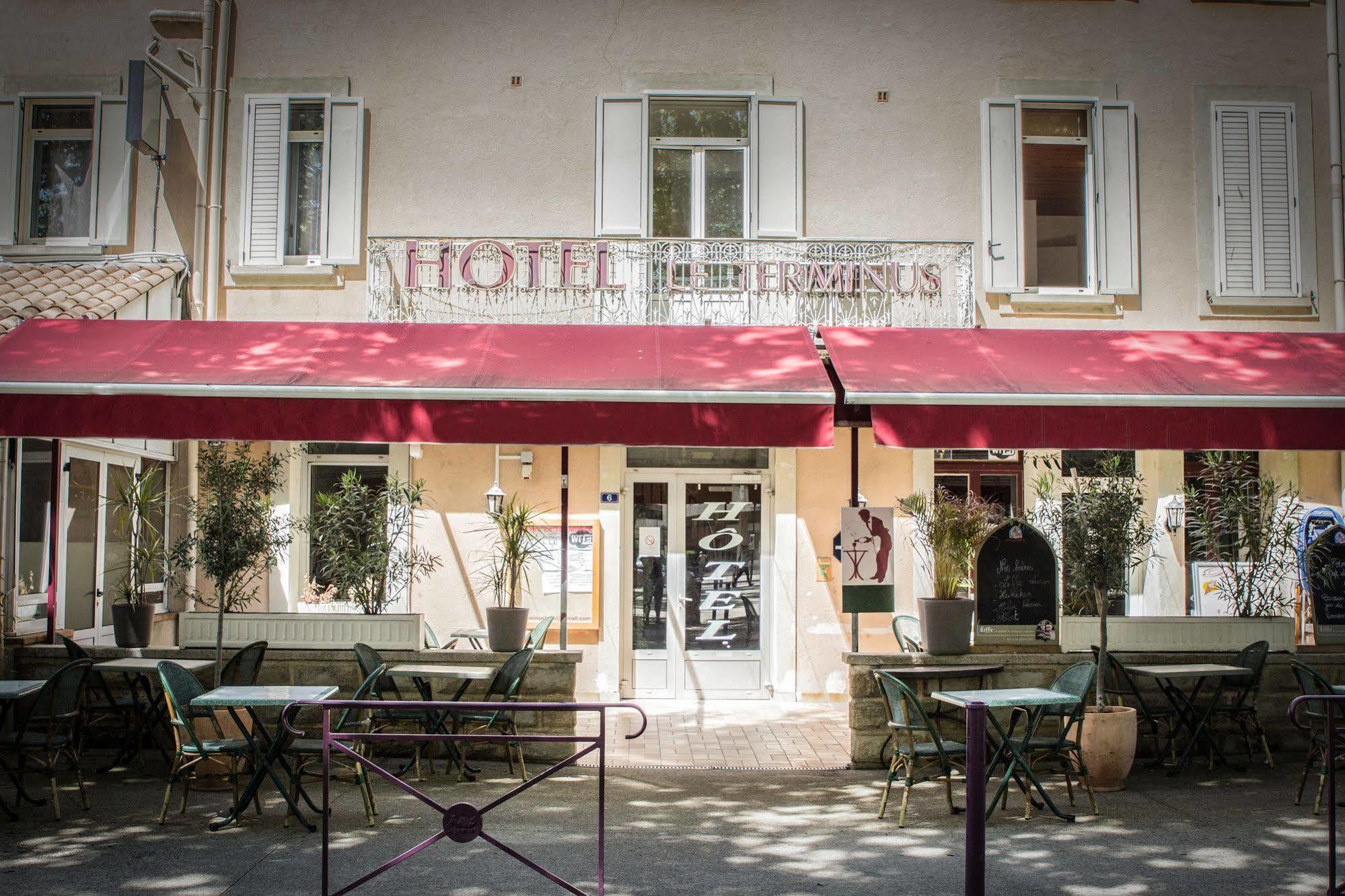 Le Terminus Hotel Tarascon Kültér fotó